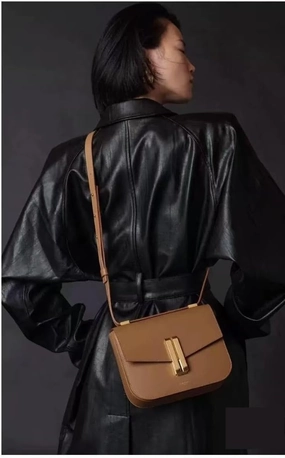 cross-body bag Premium Shoulder Tofu Bag
