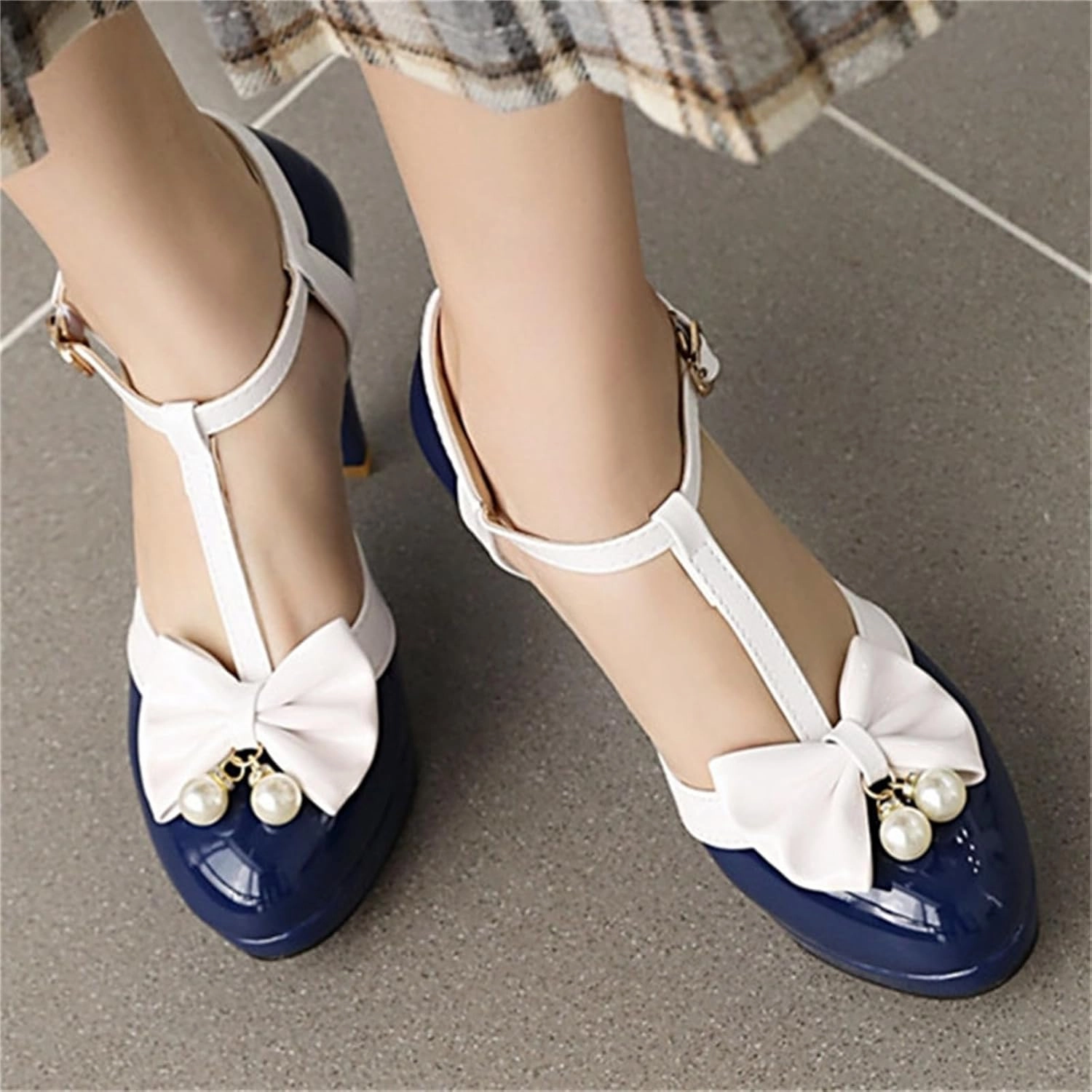 Elbslutt Women's Cute Retro Rockabilly Shoes T Strap Mary Janes Heels Chunky Cosplay Shoes Sweet Block Heeled Bow Pumps