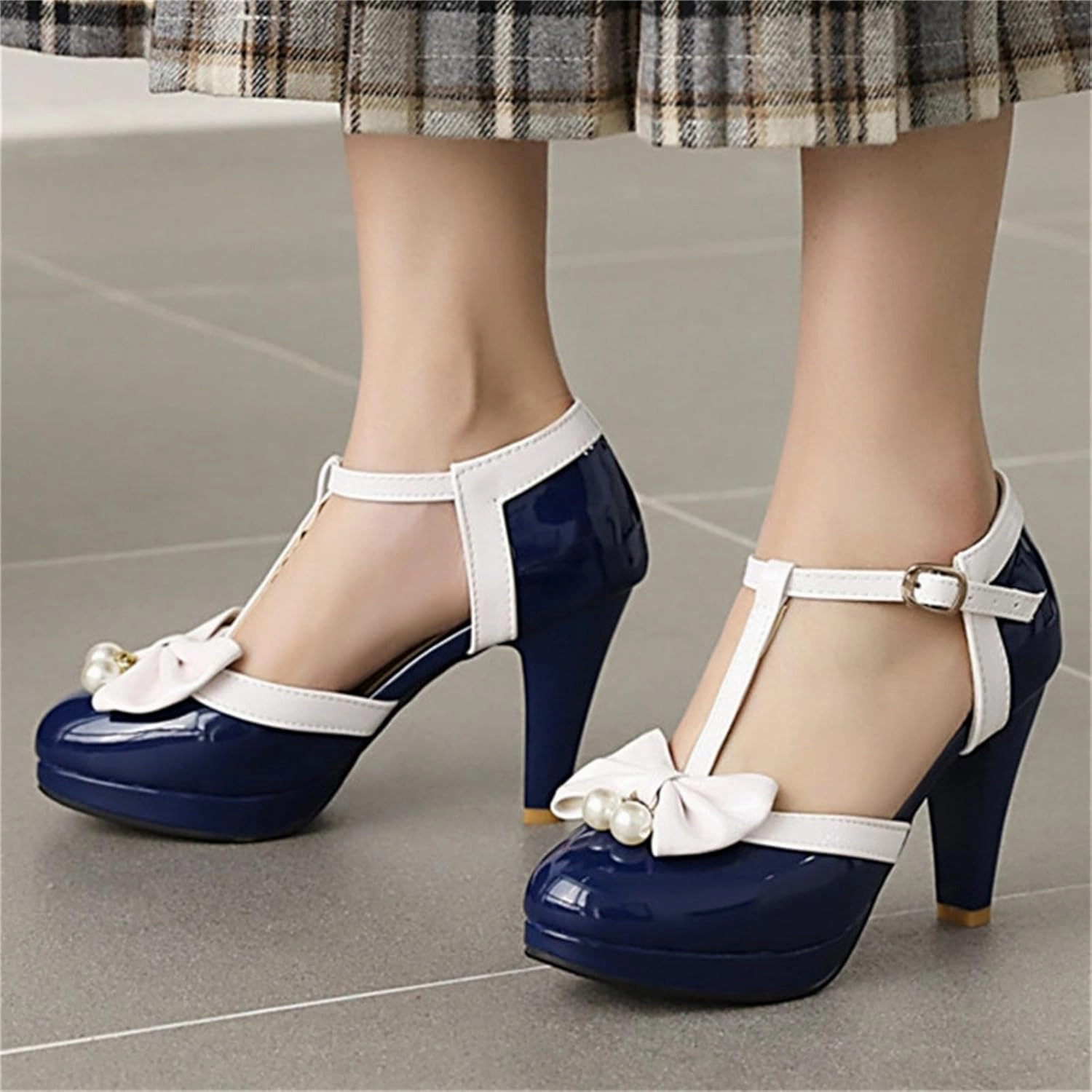 Elbslutt Women's Cute Retro Rockabilly Shoes T Strap Mary Janes Heels Chunky Cosplay Shoes Sweet Block Heeled Bow Pumps