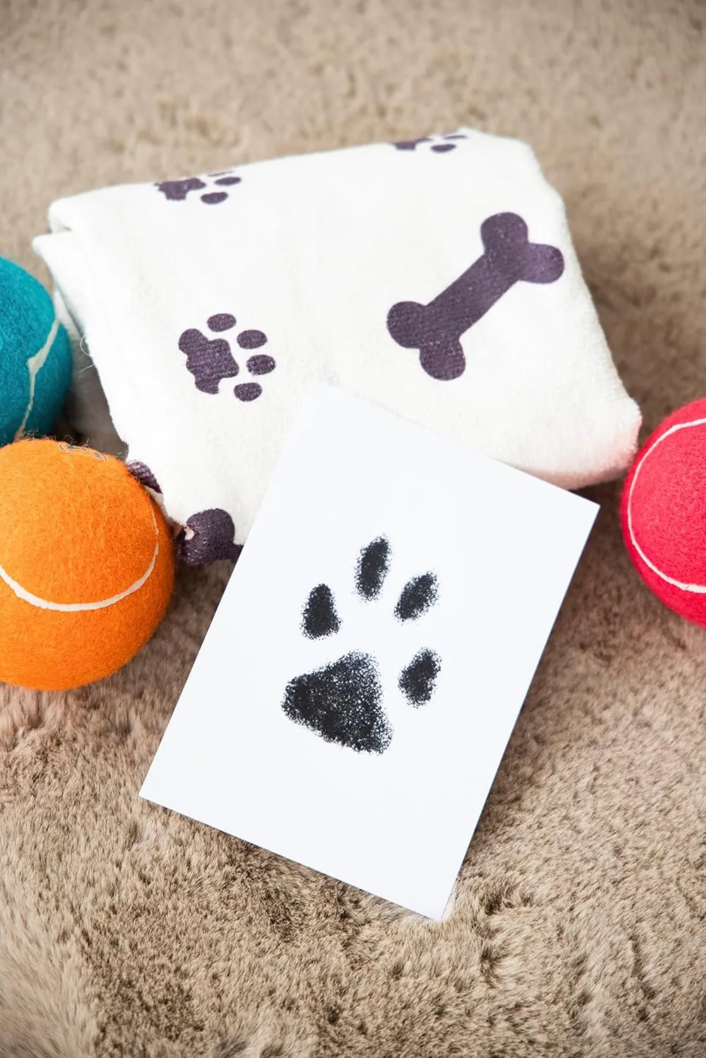 Pearhead 4-Pack Clean-Touch Ink Pad Kit, Mess-Free Inkless Hand and Footprint Kit, Baby Foot Printing Kit, Cat and Dog Paw Print Kit, Suitable for Babies and Pets
