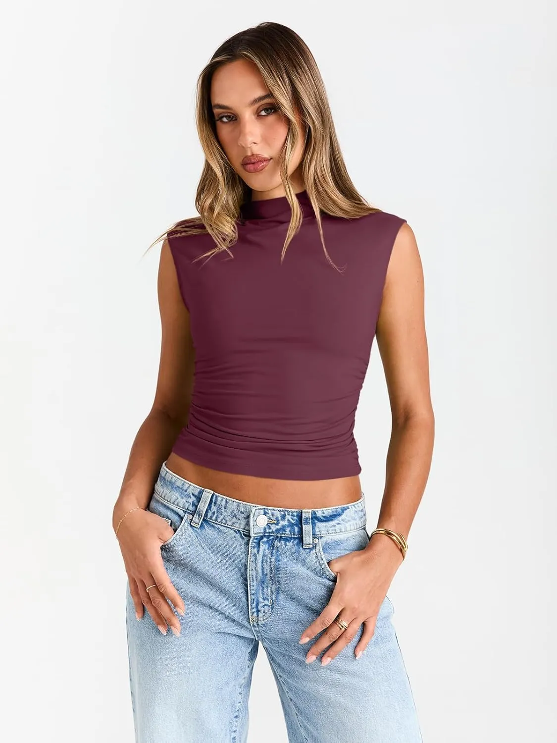 Trendy Queen Women's Going Out Basic Tank Tops Mock Neck Spring Clothes Sleeveless Cute Shirts Summer Y2K Sexy Outfits 2025
