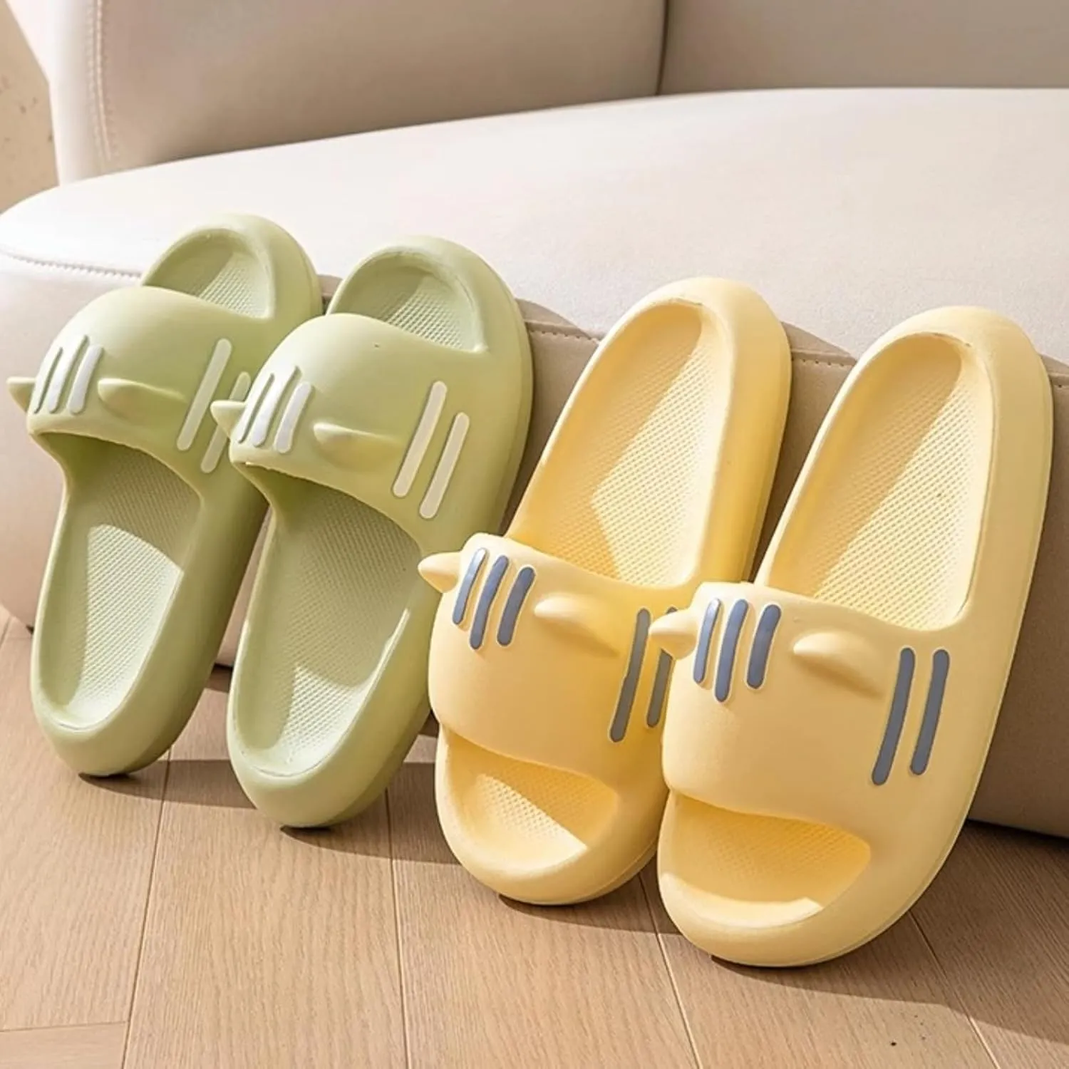 Women’s Slides Cute Bathroom Slippers Non-Slip Cartoon Cat Shaped Indoor Outdoor Summer Slippers