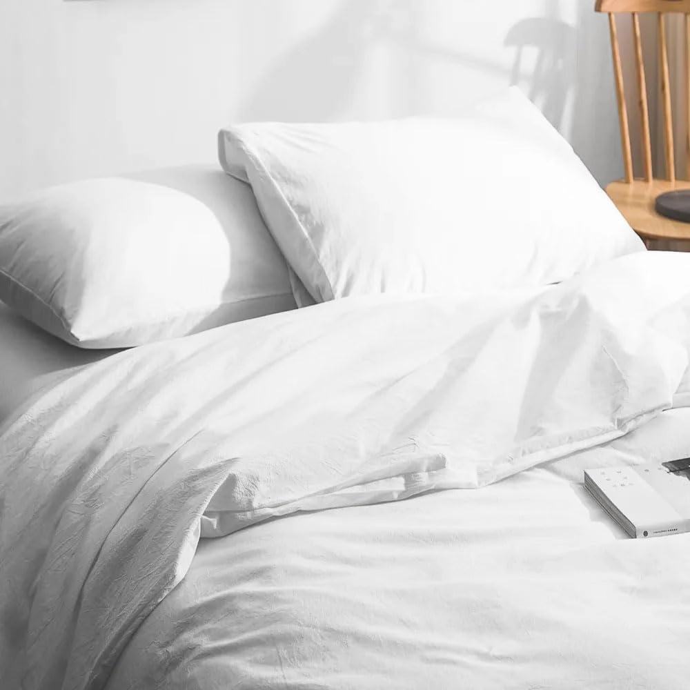 ZPECC White Pillow Cases Bulk 24 Pack - Standard Pillowcases with Envelope Closure, Soft Brushed Microfiber Pillow Cover for Hotel Airb&bs Hospital Bedding Essential